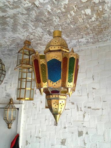 Morocco Lamp brass Item Code MRC18Y size high 55 cm. wide 25 cm. Morocco Lamp brass Item Code MRC18Y size high 55 cm. wide 25 cm.