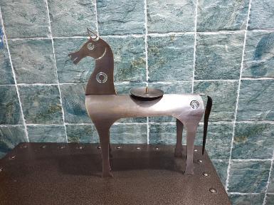 Brass horse handle Item Code Horse 063AD size high 292 mm long 250 mm wide 65 mm. Brass horse handle Item Code Horse 063AD size high 292 mm long 250 mm wide 65 mm.