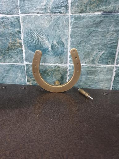 Brass hook horse shoe design Item Code UHS65C size W:107 mm L:100 mm. deep 30mm FB 15x8mm. Brass hook horse shoe design Item Code UHS65C size W:107 mm L:100 mm. deep 30mm FB 15x8mm.
