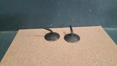 Brass hook Code U047B size wide 50 mm. Brass hook Code U047B size wide 50 mm.