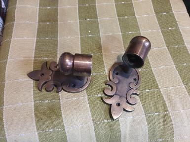 Brass accessories of handles price/each.size base .132 mm wide 70 mm.pipe out 40mm. Brass accessories of handles price/each.size base .132 mm wide 70 mm.pipe out 40mm.