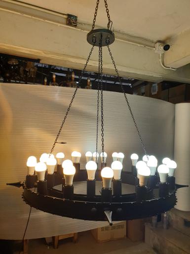 Iron Lamp 32 light Item Code IRL120 size wide 1200 mm.(circle) total wide 1500 mm. long 1200 mm. Iron Lamp 32 light Item Code IRL120 size wide 1200 mm.(circle) total wide 1500 mm. long 1200 mm.