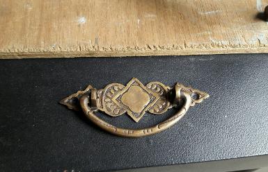 Brass handle Item Code A.021 size long 100 mm. wide 34 mm.wide include handle 40 mm. Brass handle Item Code A.021 size long 100 mm. wide 34 mm.wide include handle 40 mm.