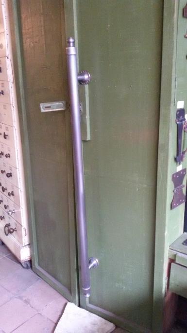 Brass Handle Item Code AC.037I size long 120 cm. wide 38 mm. Brass Handle Item Code AC.037I size long 120 cm. wide 38 mm.