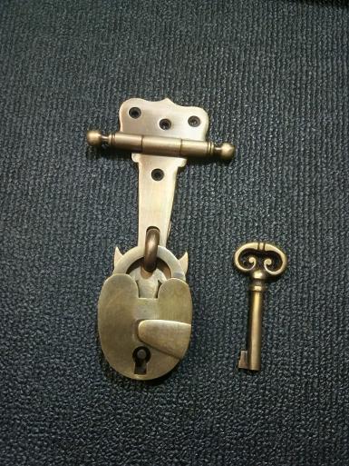 Brass key Item Code W.047C Brass key Item Code W.047C