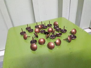 Iron nail make copper color item code IRCP19 size 25 mm. Iron nail make copper color item code IRCP19 size 25 mm.