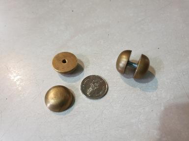 Brass Nail 19 mm.head Thickness 10 mm. AAMH19A side 19 mm head Thickness 10 mm.. Brass Nail 19 mm.head Thickness 10 mm. AAMH19A side 19 mm head Thickness 10 mm..