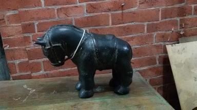 Brass Horse statue Item STB003T size long 21 cm. high 15.5 cm. Brass Horse statue Item STB003T size long 21 cm. high 15.5 cm.