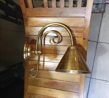 Brass Wall Lamp Item Code WLB019 size base 110 mm. deep 320 mm. shade 175 xh145 mm. Brass Wall Lamp Item Code WLB019 size base 110 mm. deep 320 mm. shade 175 xh145 mm.