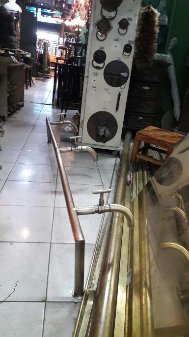 Faucet Brass Item Code FBMP18 size high 30 cm. long 190 cm. pipe 1.2'' Faucet Brass Item Code FBMP18 size high 30 cm. long 190 cm. pipe 1.2''