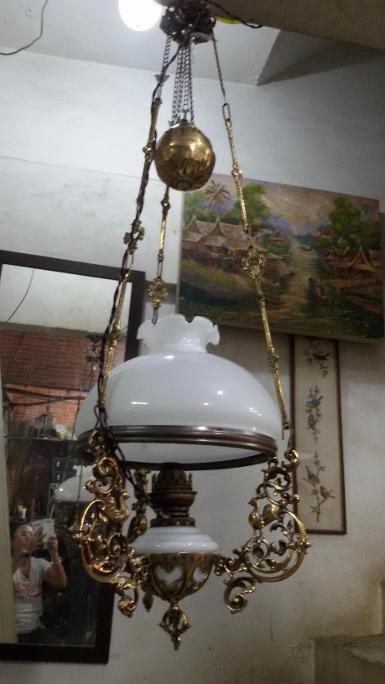 Ducth Hanging Lamp brass Item Code DHLMP01 size shade 11'' long 100 cm. Ducth Hanging Lamp brass Item Code DHLMP01 size shade 11'' long 100 cm.