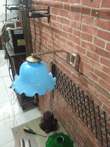 Wall lamp Code WLPT002 size arm wide 1 '' Thick 3 mm. deep 25 cm. Wall lamp Code WLPT002 size arm wide 1 '' Thick 3 mm. deep 25 cm.