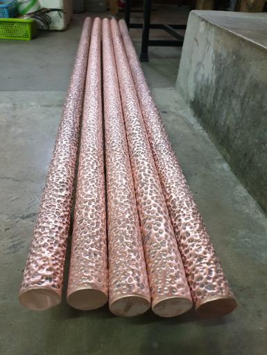 Hammer copper pipe. Hammer copper pipe.